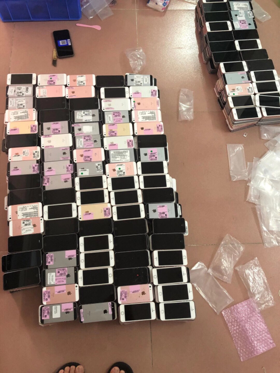 iPhone SE苹果se9系统越狱工作室...