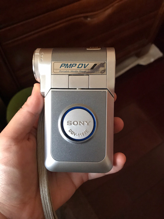 sony相机 9成新 功能齐全 日本产的