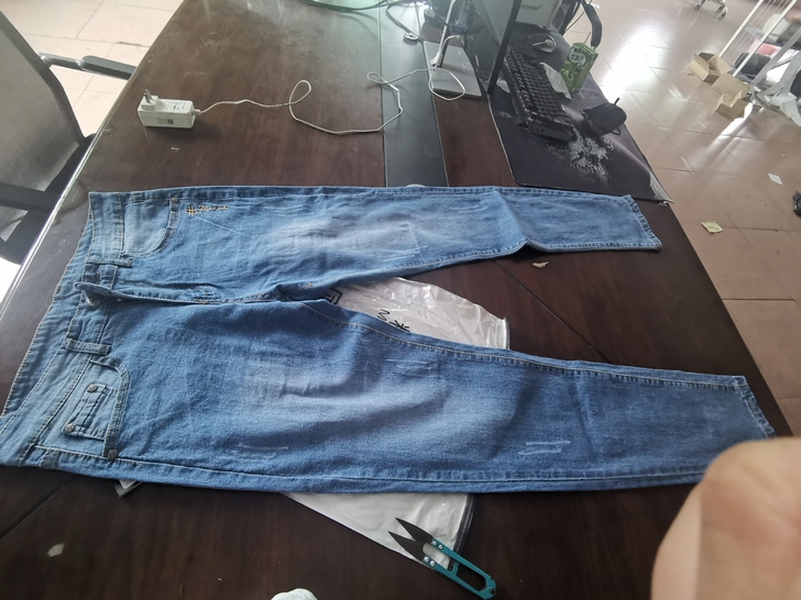 全新男士牛仔裤全部清仓处理20块一条包邮 ...