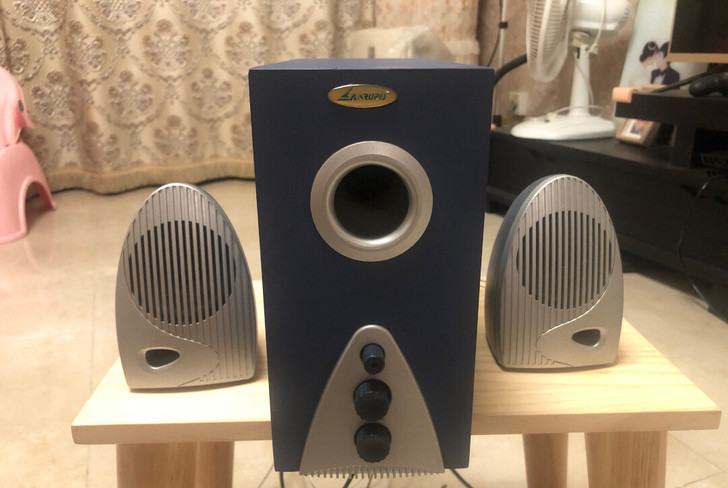 自用主机电脑桌面超重低音双声道木质音箱，兼...