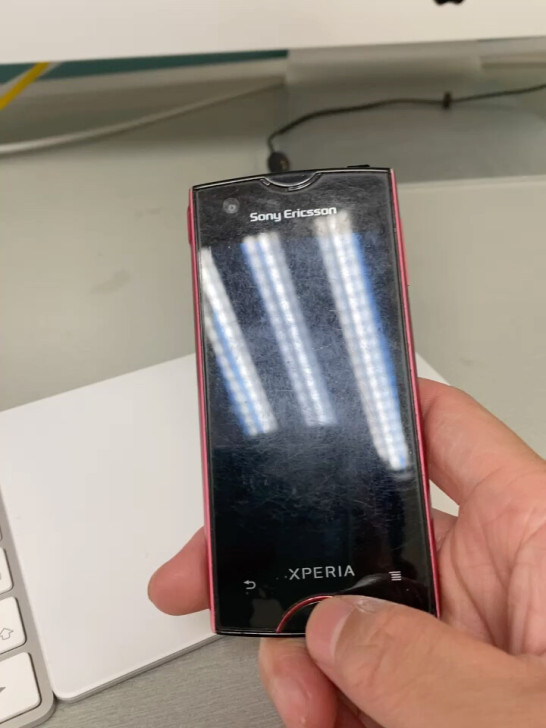 索尼 爱立信 st18i音乐手机