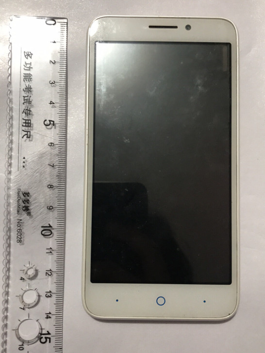 中兴手机 品相如图 售出不退