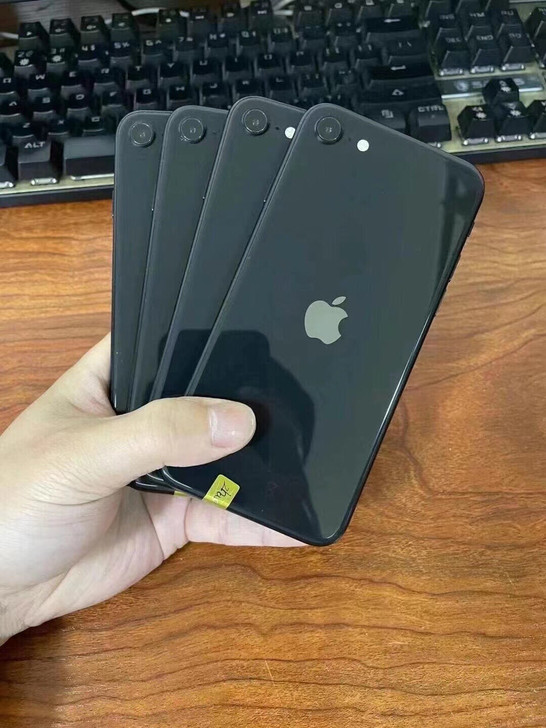 苹果8plus美版64g iPhone8三...
