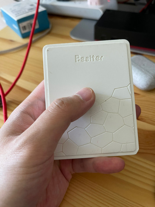 Besiter充电宝 型号BST-0137...