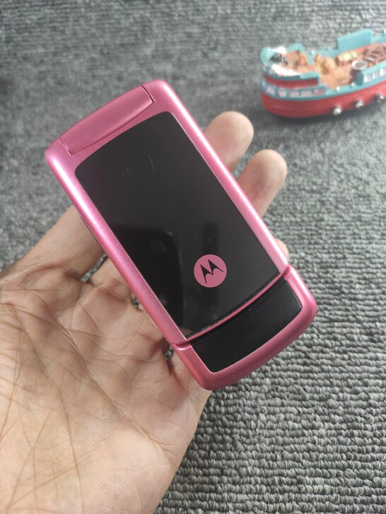 摩托罗拉w220原装机 品相佳 收藏机 学...