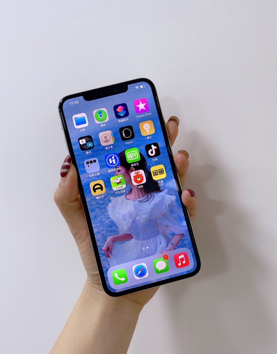 低价出售苹果iPhone x白色 256g