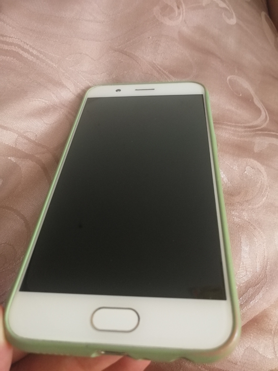 OPPO R11   4+64  ， 老婆...