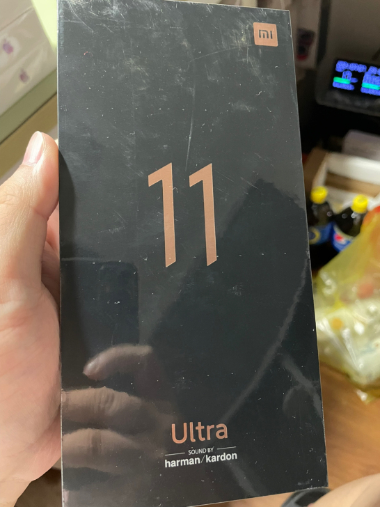 小米11Ultra 12+256陶瓷白