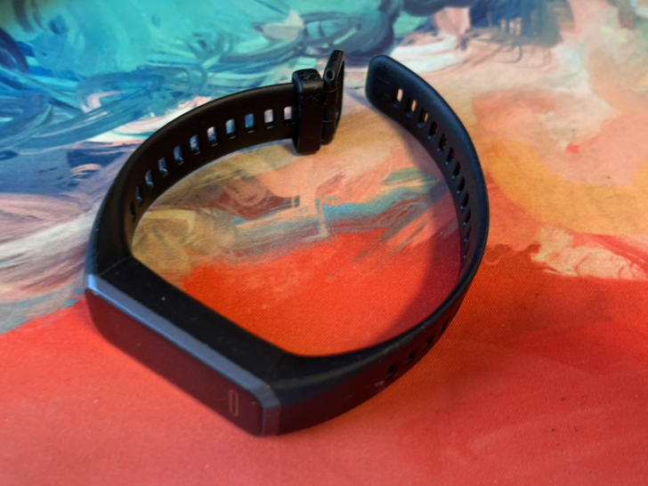 没用过几次的手环,处理了