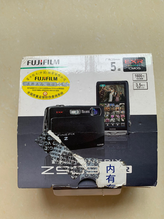 富士Z909EXR数码相机