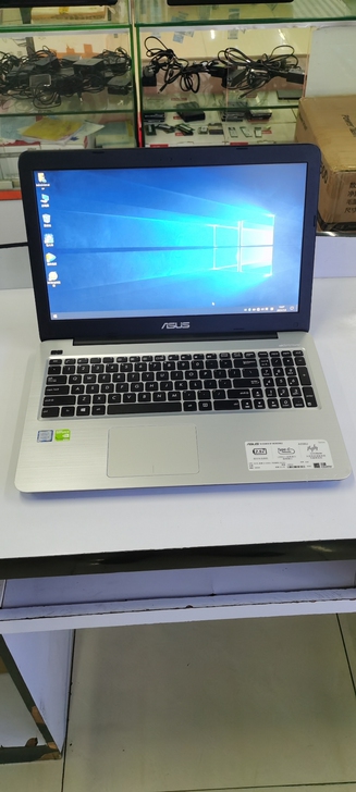 六代i5华硕X556U笔记本 （超新精品）