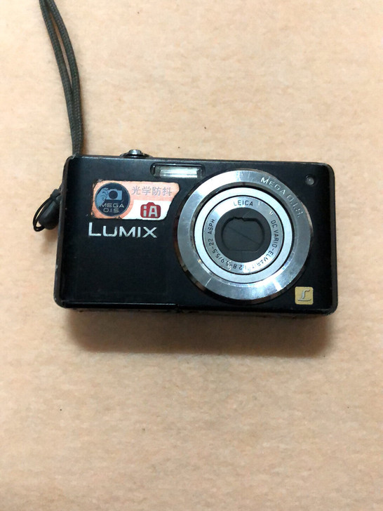 松下数码相机DMC-FS6