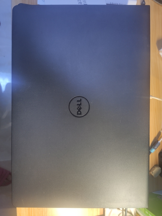 自用Dell灵越15 3000系列笔记本电脑