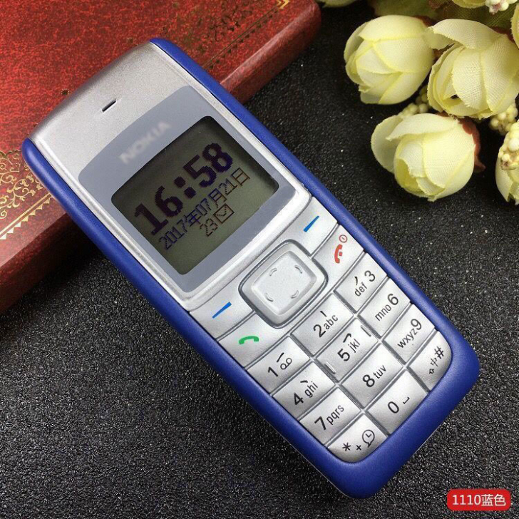 诺基亚1110手机老年机。