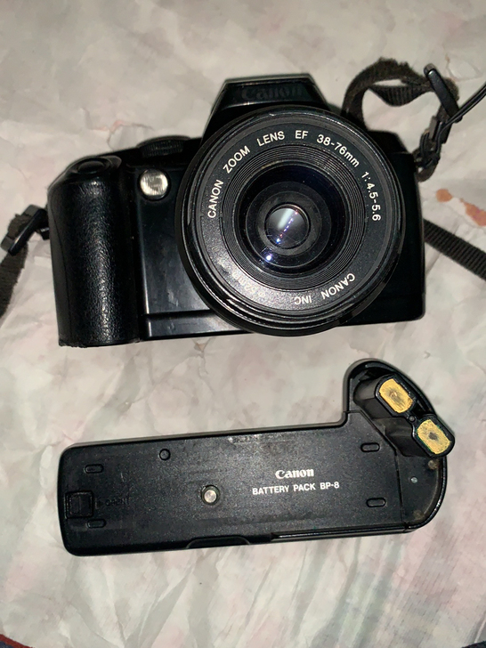 佳能EOS888相机 成色见图，好坏没有测...