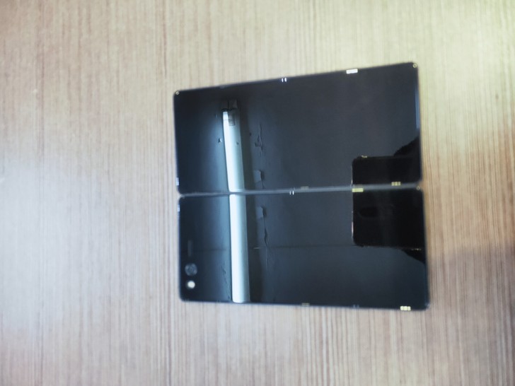 中兴Z9999国行4+64折叠屏手机，可以...