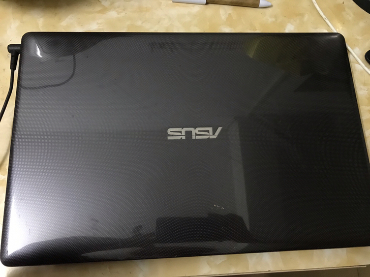 华硕笔记本电脑