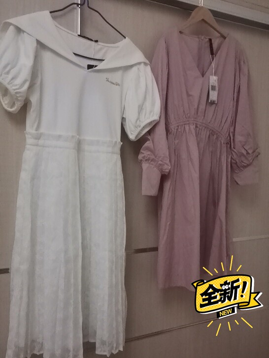 森马全新连衣裙两件,给闺女买的,她直接不穿...