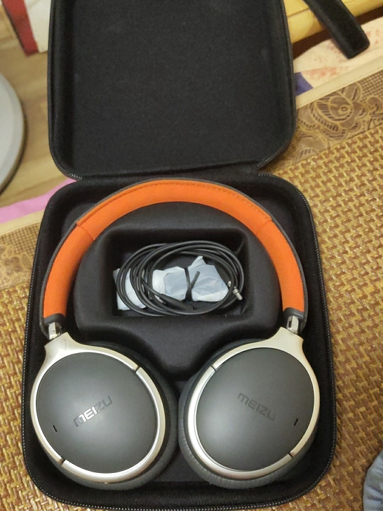 魅族HD60几乎全新，盒子什么的都在，都没...