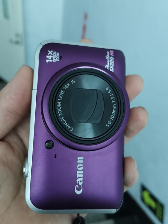 佳能SX220，长焦CCD相机，14倍光学...