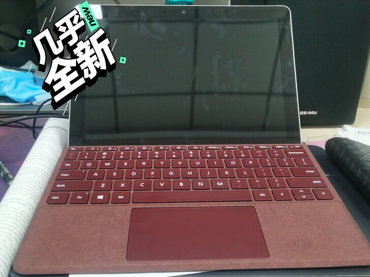 自用surface go 8+128，自带...
