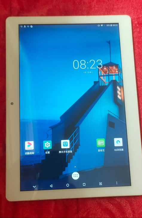 酷比魔方m5x 4g+64g ，8核处理器...