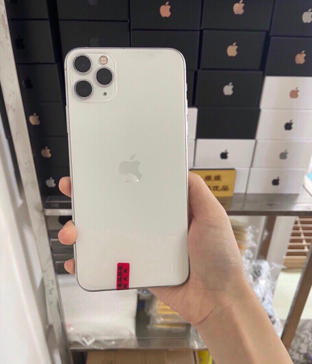 9.5新苹果11Pro Max 256G ...