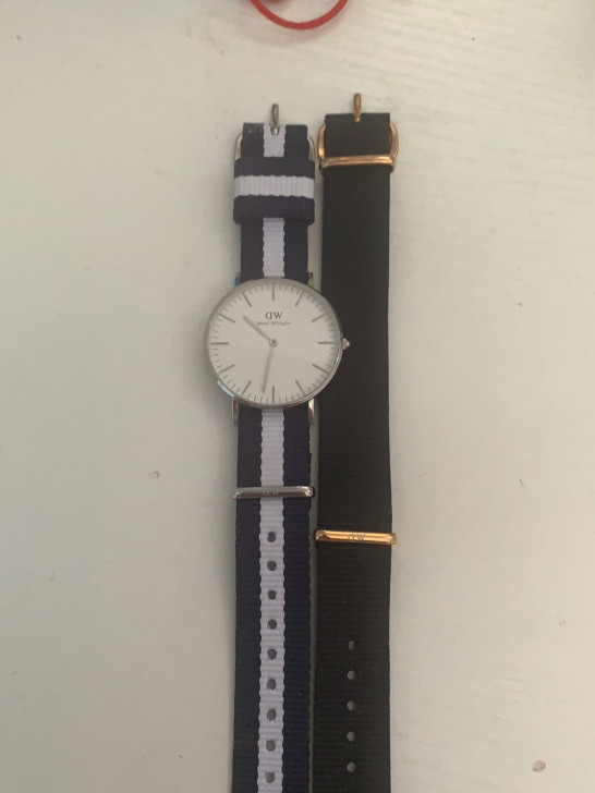 dw手表表盘36几乎全新，专柜购入，没有发...
