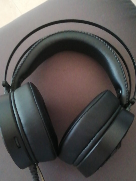 出一个达尔优的耳机声音大音质好