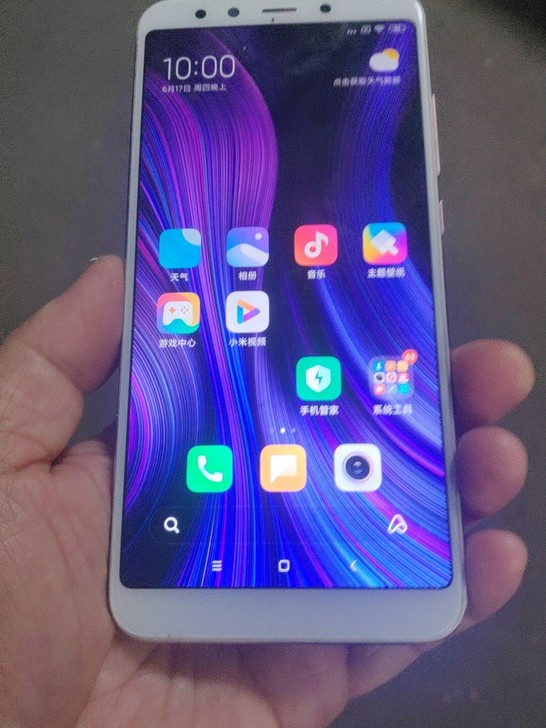 小米6x，全网通，4+64g，机子正常启动...