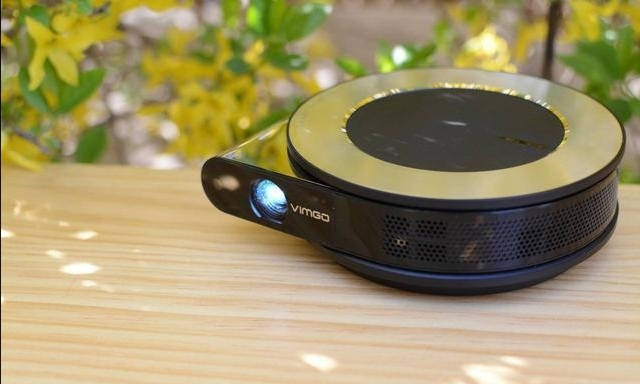 坚果微果i6投影仪家用小型便携高清家庭影院...