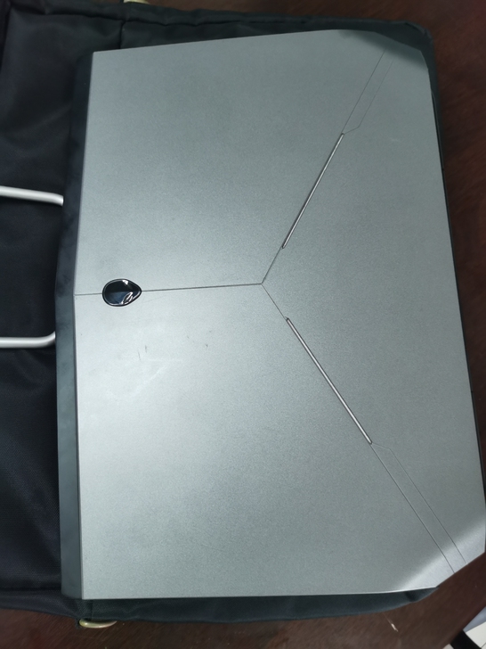 外星人笔记本，gtx960显卡，三星250...