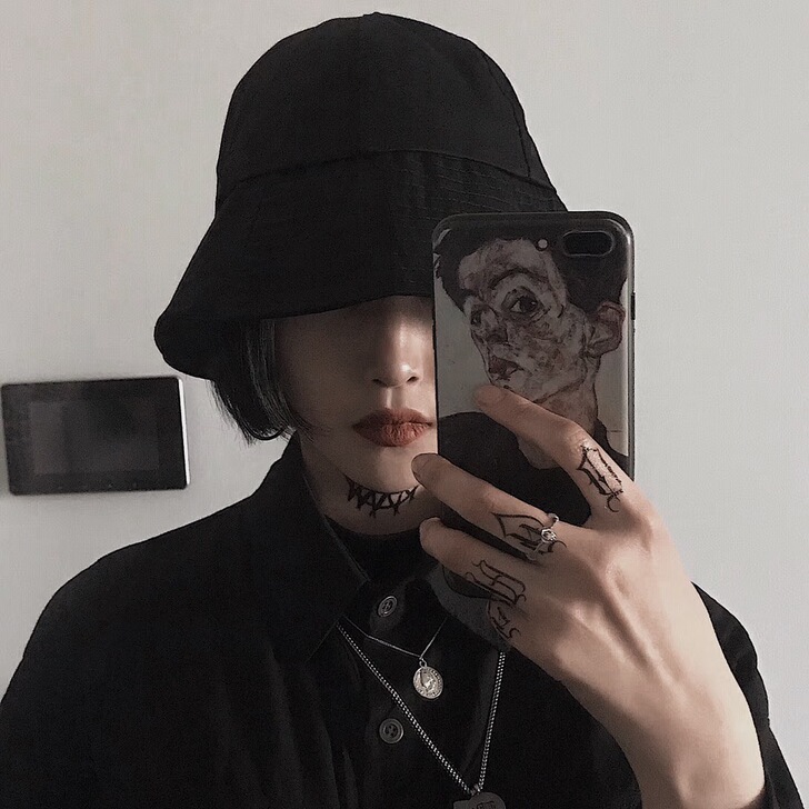 渔夫帽 买来没有带过 因本人头围较小 带上...