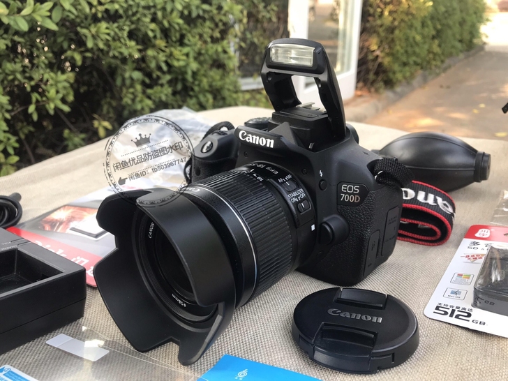 女生自用闲置佳能700D高端单反相机99成...