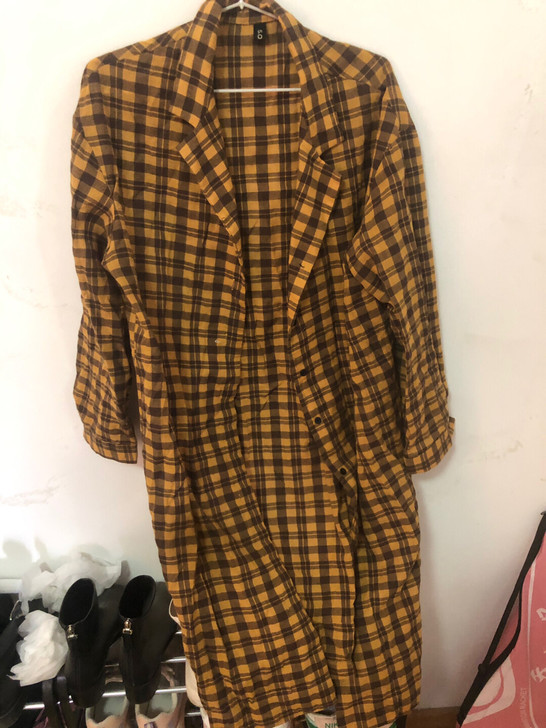 长款黄格子衬衣