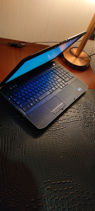 戴尔笔记本电脑 15寸 四核 固态 8g顶...