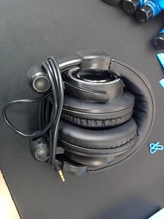 工作室定制 低音耳塞式耳机 便宜出