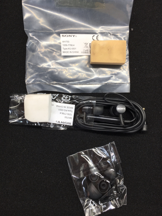 批发全新索尼mh750入耳式耳机，原袋原封...