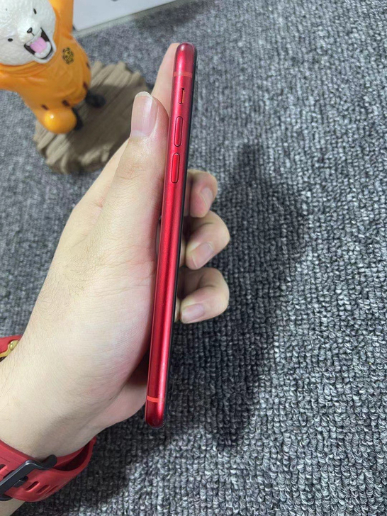 iPhoneXR  128g 日版无锁 成...