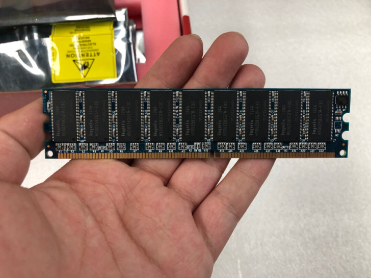 DDRAM  256M台式机电脑内存 全新...