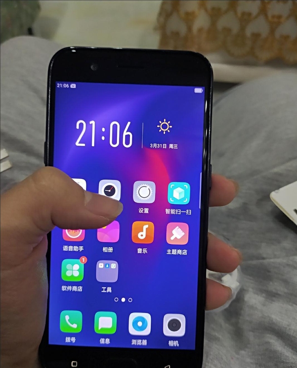专柜倒闭了全新低价出售正品二手手机OPPO...