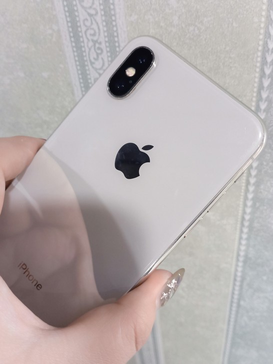 低价出售 iphone X 256G 白色...