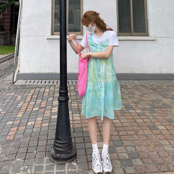 森系连衣裙吊带裙子ins超仙梗裙