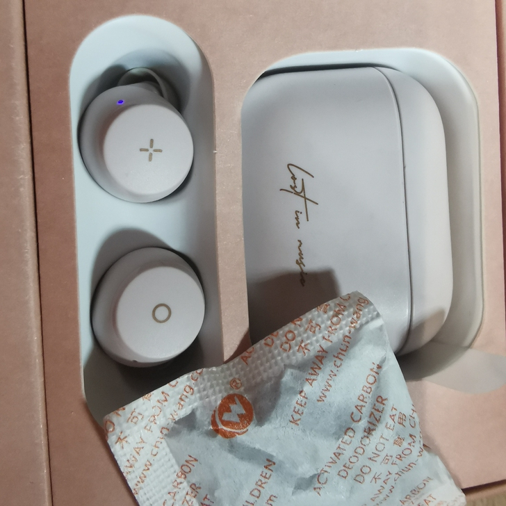 出漫步者##amp；times；冇心联名蓝...