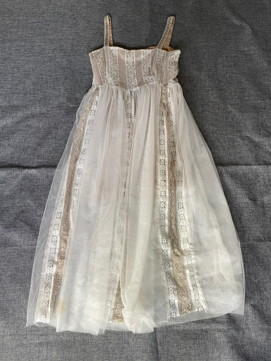 漂亮吊带裙，纱裙 连衣裙 蕾丝款，