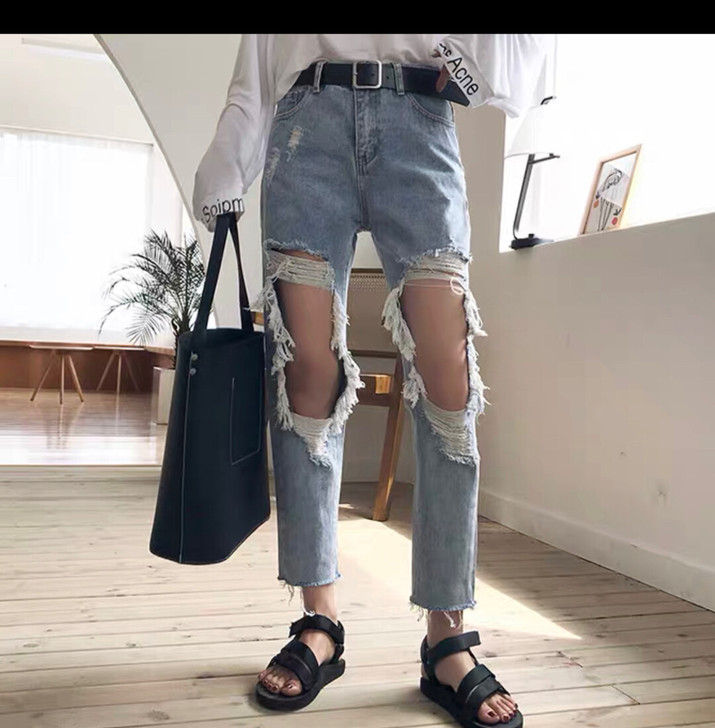 高腰宽松显瘦破洞牛仔裤