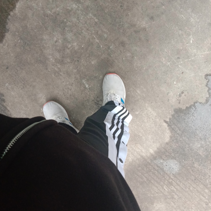 排扣裤L码的，本人身高180，不想要了