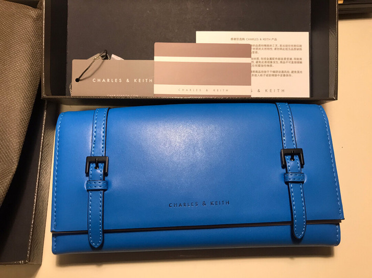 全新 Charles ##amp；amp；...