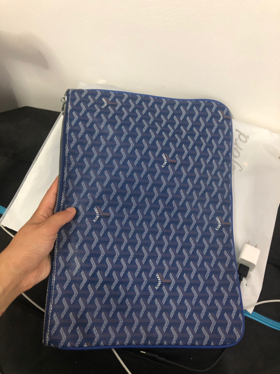 戈雅Goyard 大号蓝色手拿包