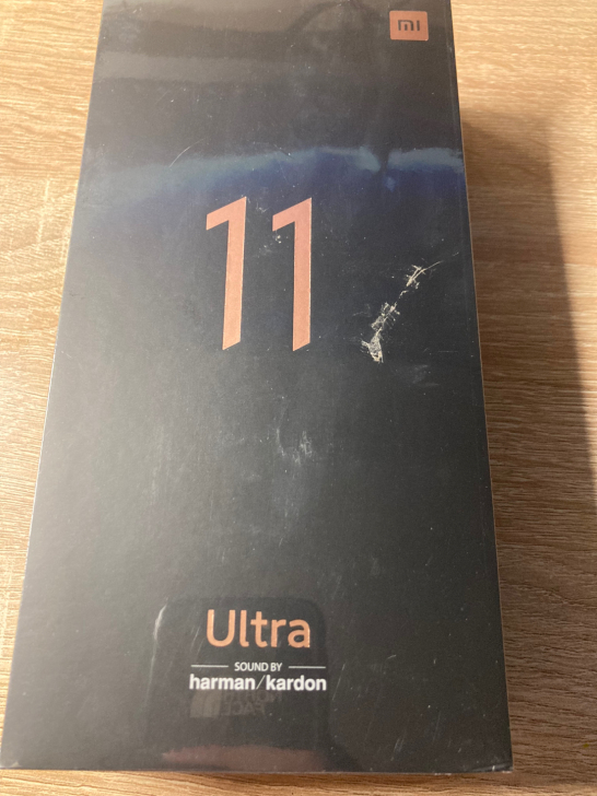 小米11Ultra 12+512陶瓷白，不...